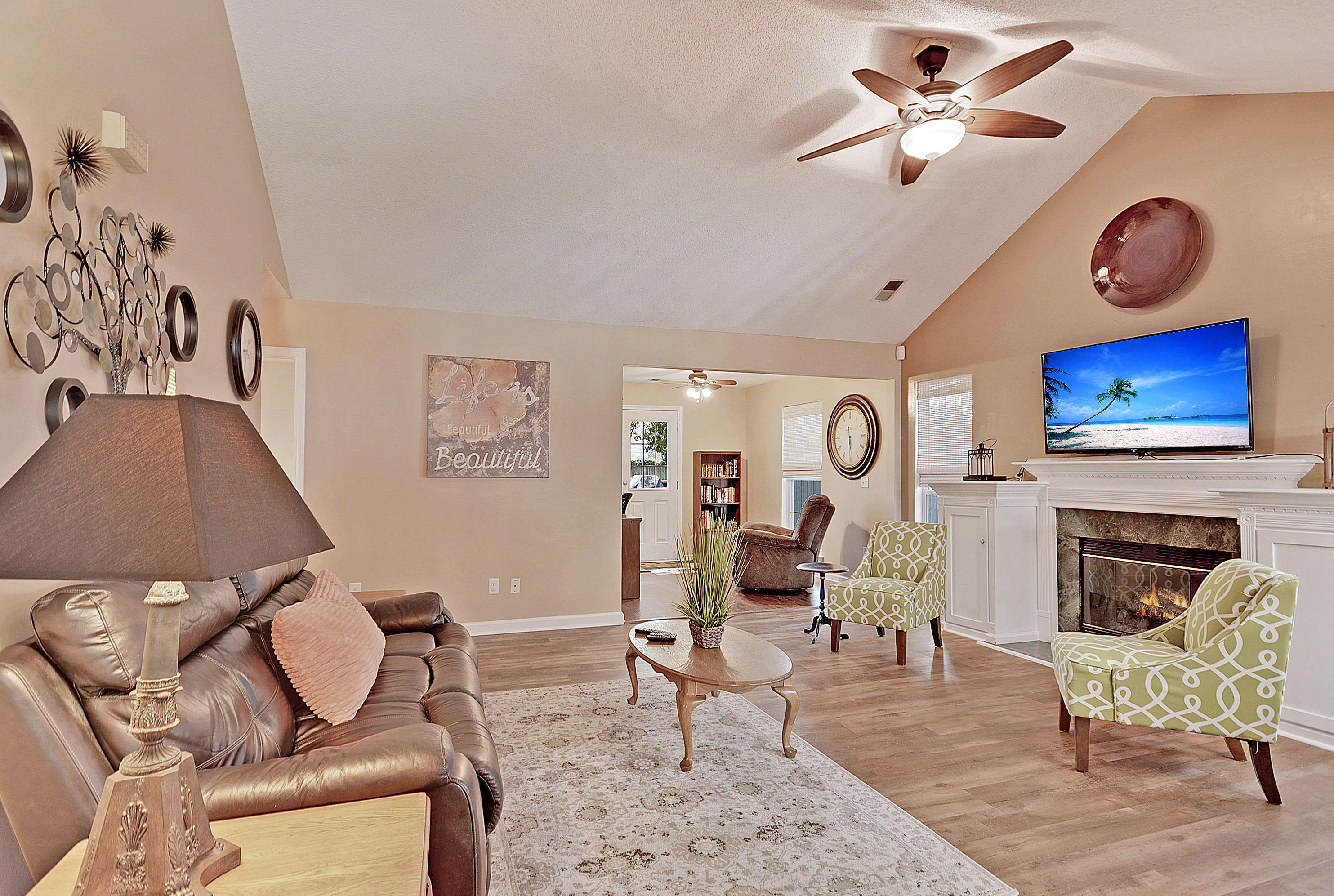 102 Landau Road Summerville, SC 29485 - Photo 6 of 33 DSC_0252_DSC_0259 copy