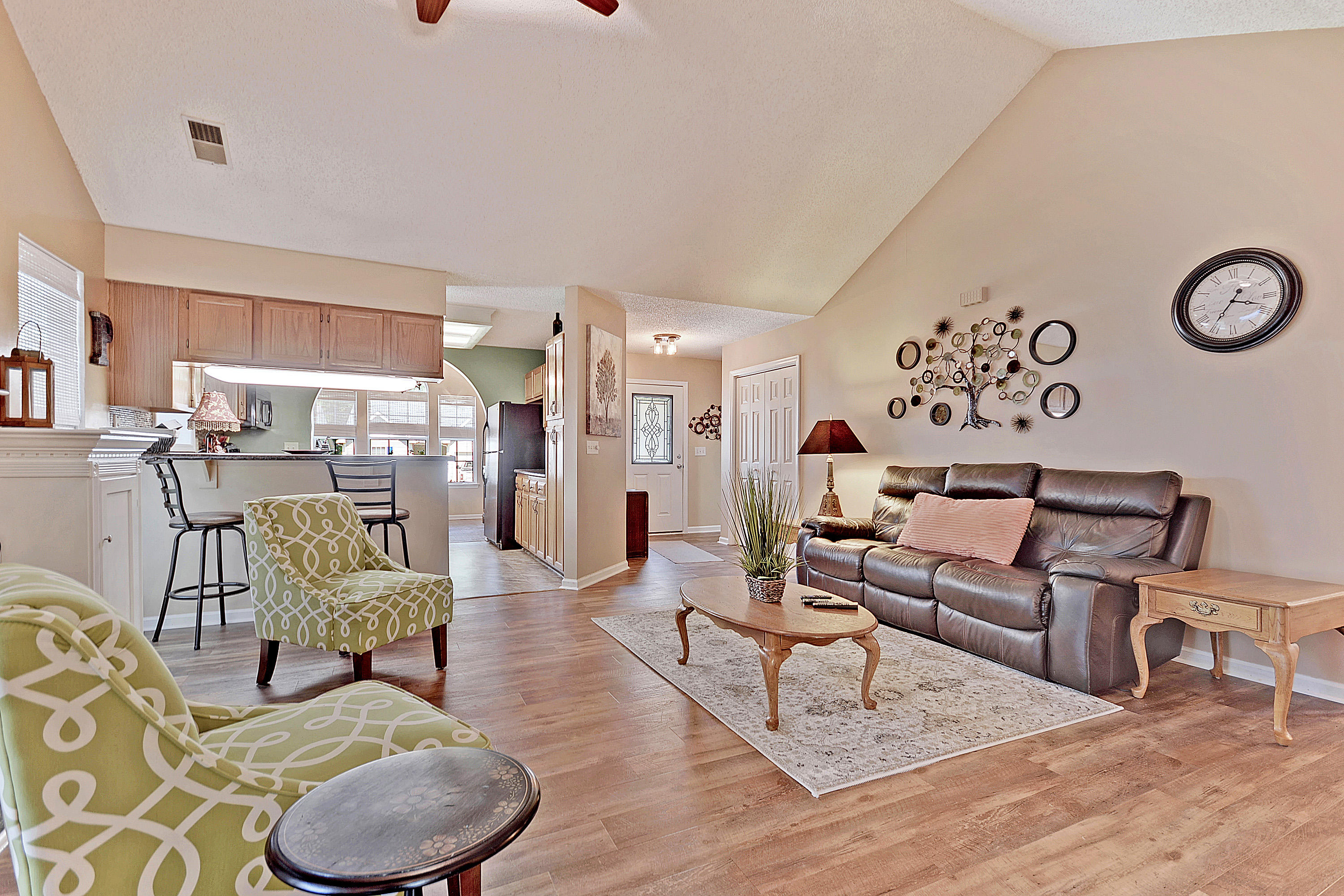 102 Landau Road Summerville, SC 29485 - Photo 8 of 33 DSC_0268_DSC_0276 copy
