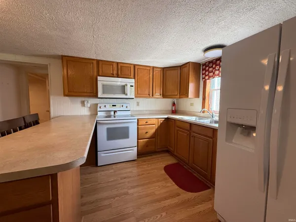 $129,900 | 1078 South County Road 42 West, Rockport, IN 47635