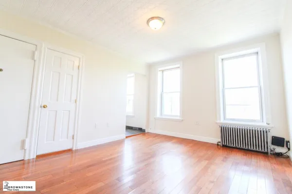 $4,200 | 35 2nd Street, Unit 3 | Carroll Gardens