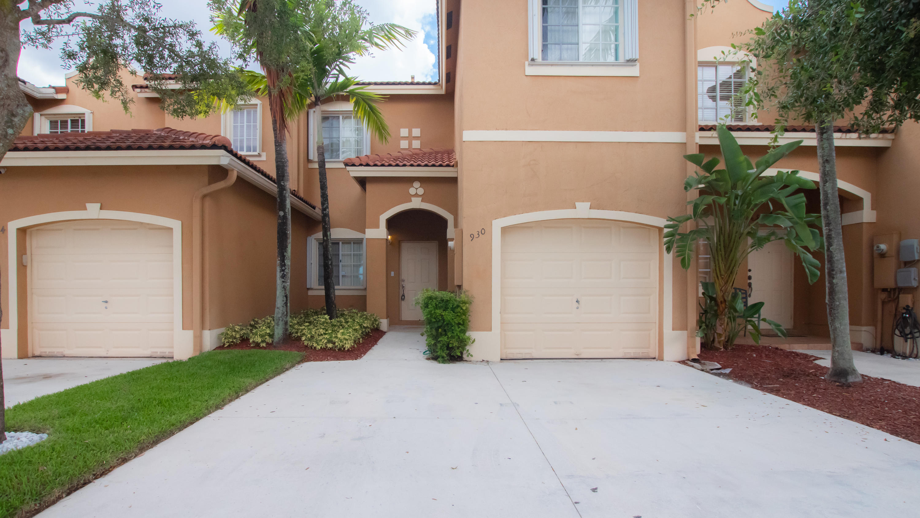 930 Southwest 147th Court Miami, FL 33194 - Photo 1 of 24 930 sw 147th court