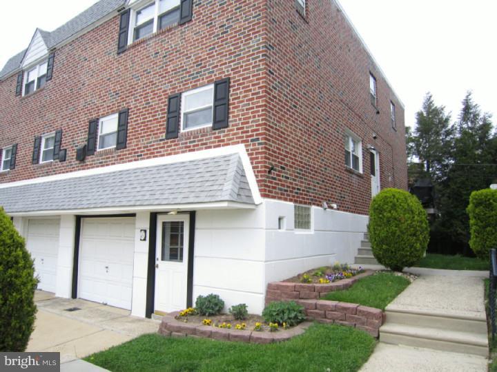 745 Bergen Street Philadelphia, PA 19111 - Photo 14 of 24 Exterior Side