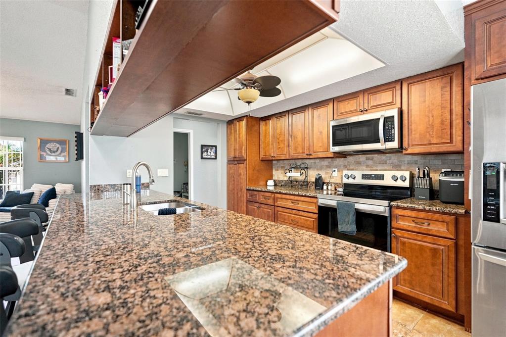 10381 Flag Road Spring Hill, FL 34608 - Photo 6 of 41 Gallery Image 6
