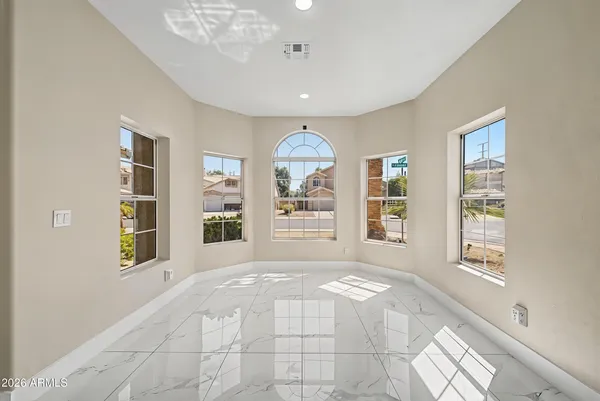 $899,000 | 1732 West Commerce Avenue, Gilbert, AZ 85233