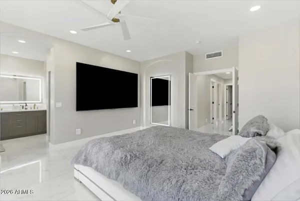 $899,000 | 1732 West Commerce Avenue, Gilbert, AZ 85233