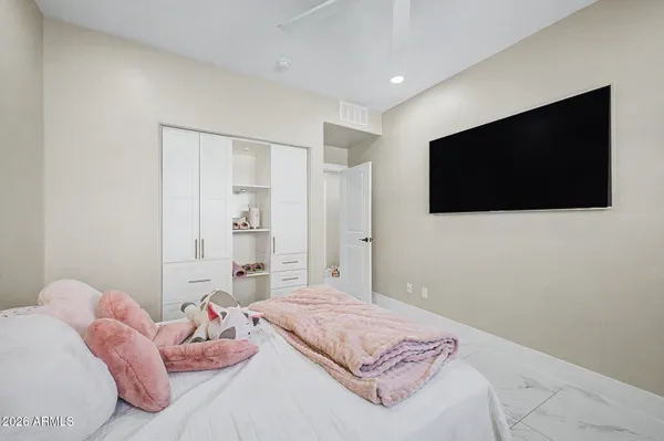 $899,000 | 1732 West Commerce Avenue, Gilbert, AZ 85233