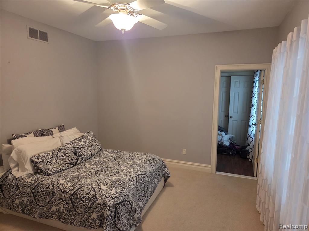 900 North Maxfield Road Brighton, MI 48114 - Photo 9 of 30