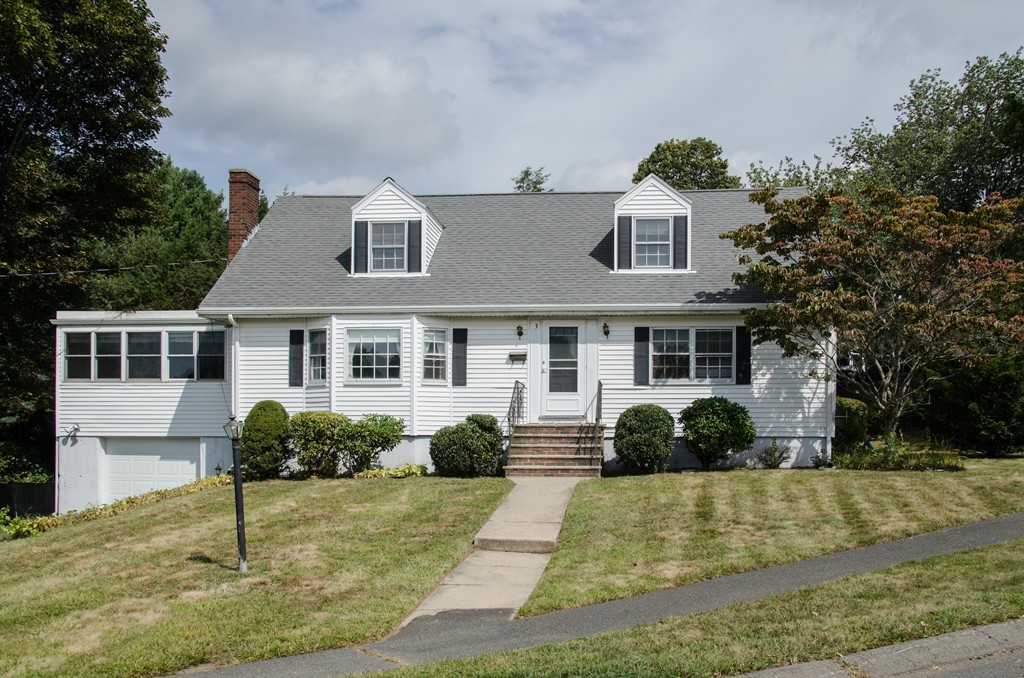 3 Stafford Road Danvers, MA 01923 - Photo 1 of 21 Gallery Image 1