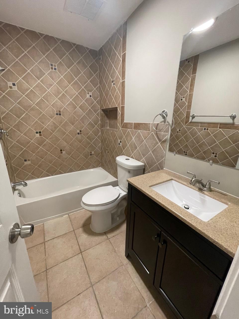 8807 Cameo Square Springfield, VA 22152 - Photo 11 of 29 Gallery Image 11