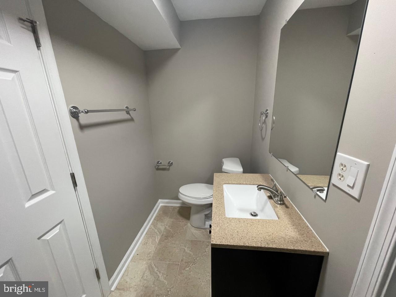 8807 Cameo Square Springfield, VA 22152 - Photo 22 of 29 Gallery Image 22