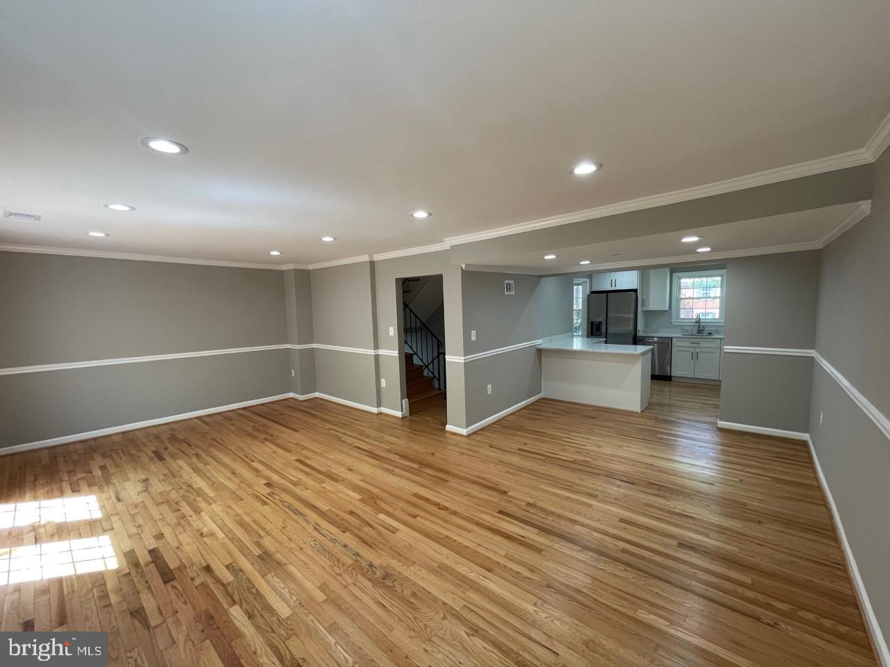8807 Cameo Square Springfield, VA 22152 - Photo 5 of 29 Gallery Image 5
