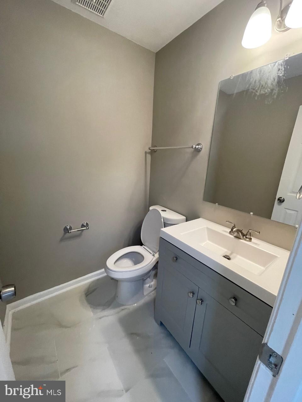 8807 Cameo Square Springfield, VA 22152 - Photo 7 of 29 Gallery Image 7