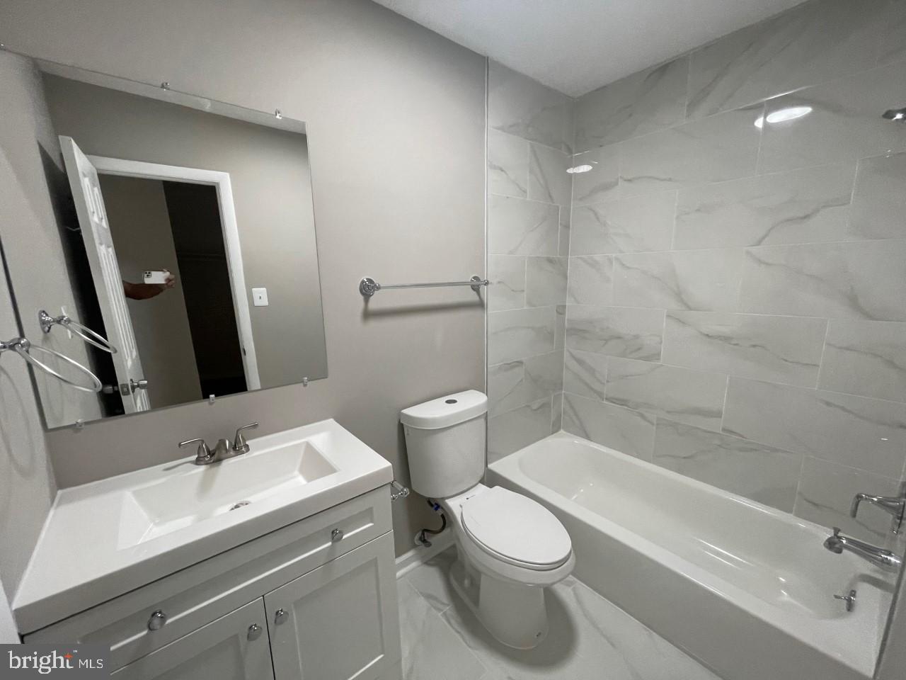 8807 Cameo Square Springfield, VA 22152 - Photo 10 of 29 Gallery Image 10