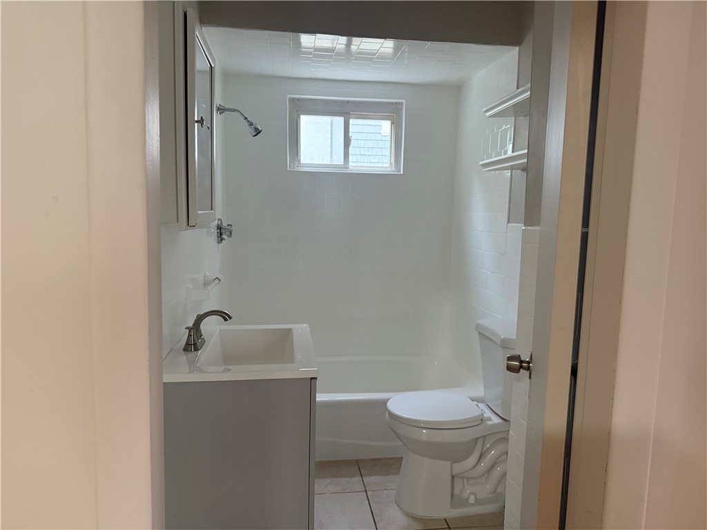 50 East Transit Street, Unit 1 Providence, RI 02906 - Photo 2 of 7