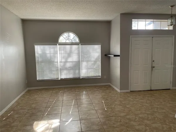 $2,600 | 13501 Briarwood Court, Orlando, FL 32837