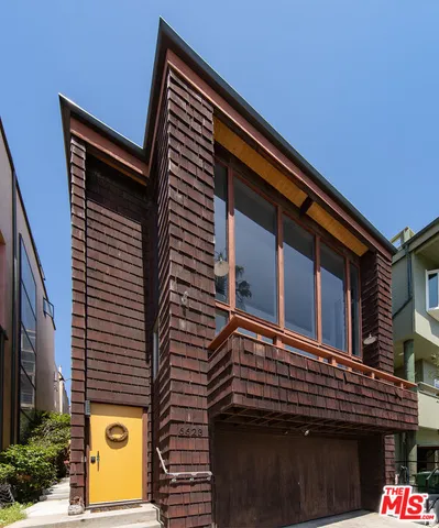 a front view of a building