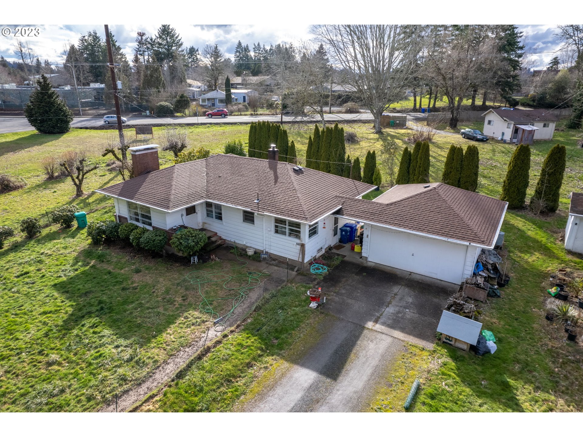 4401 Southeast Chase Road Gresham, OR 97080 - Photo 1 of 40 Gallery Image 1