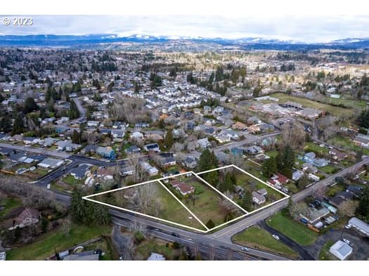 4401 Southeast Chase Road Gresham, OR 97080 - Photo 8 of 40 Gallery Image 8