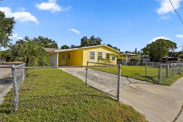 $290,000 | 1903 24th Street, Sarasota, FL 34234