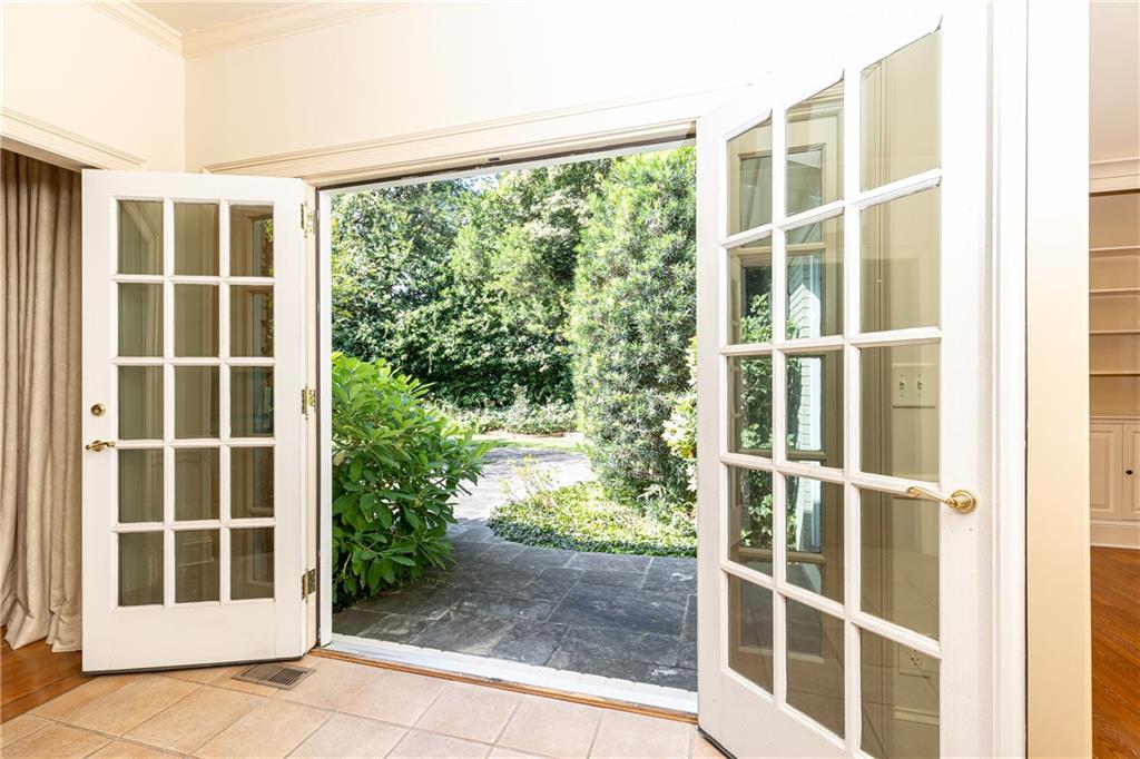 3384 Rilman Road Northwest Atlanta, GA 30327 - Photo 24 of 68