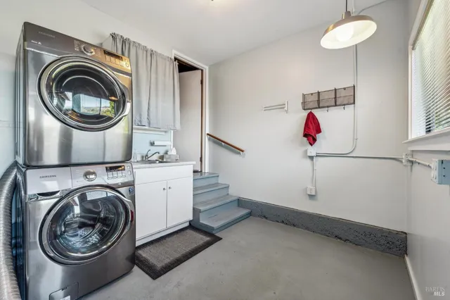 $1,450,000 | 71 Cresente Avenue, Bolinas, CA 94924