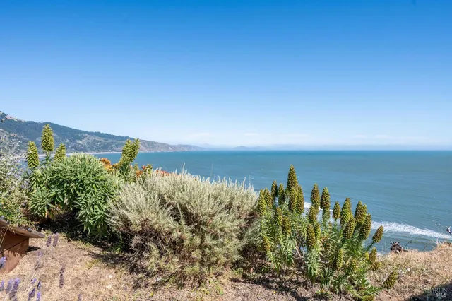 $1,450,000 | 71 Cresente Avenue, Bolinas, CA 94924