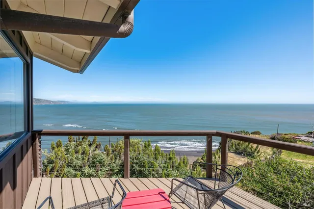 $1,450,000 | 71 Cresente Avenue, Bolinas, CA 94924