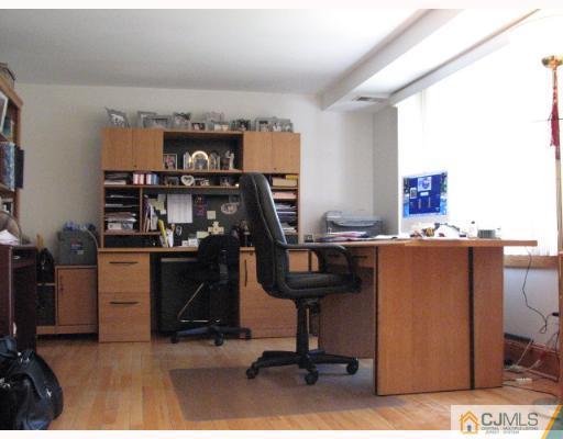 92 Rieder Road Spotswood, NJ 08884 - Photo 7 of 8 Gallery Image 7