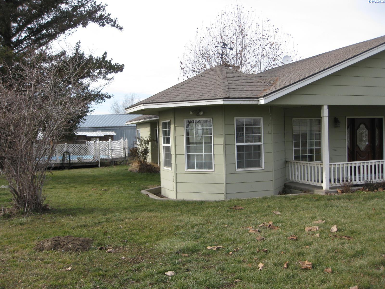 1620 Olmstead Road, Unit HOME Grandview, WA 98930 - Photo 3 of 13 Gallery Image 3