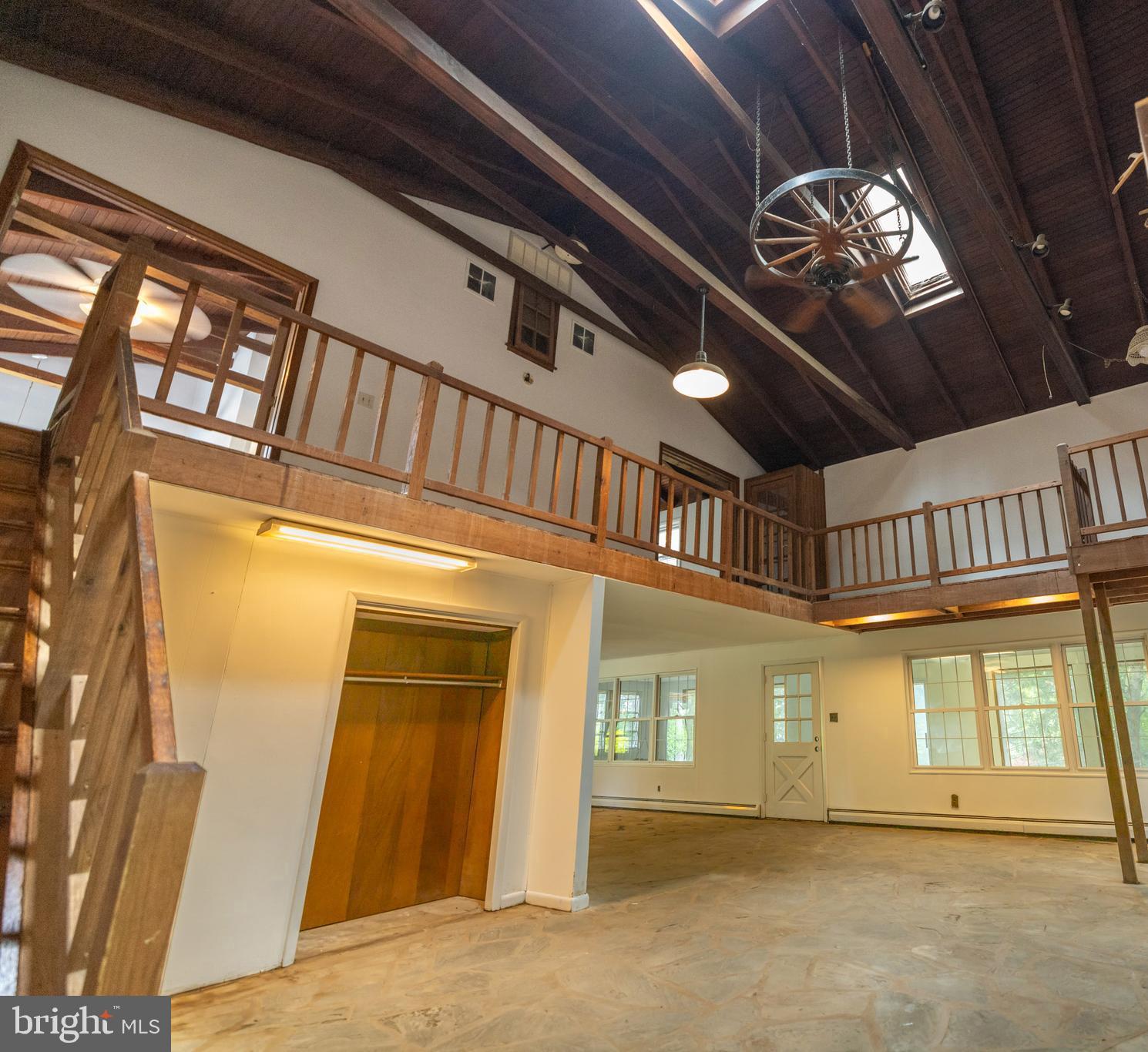 160 Stoney Bank Road Glen Mills, PA 19342 - Photo 13 of 46 a view of an entryway