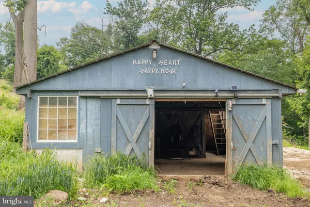 $524,900 | 160 Stoney Bank Road, Glen Mills, PA 19342