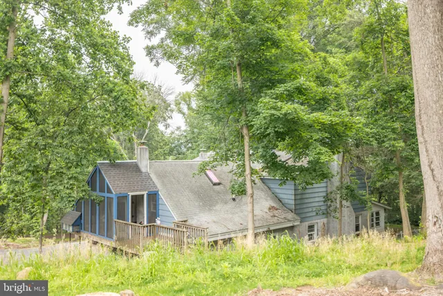 $524,900 | 160 Stoney Bank Road, Glen Mills, PA 19342