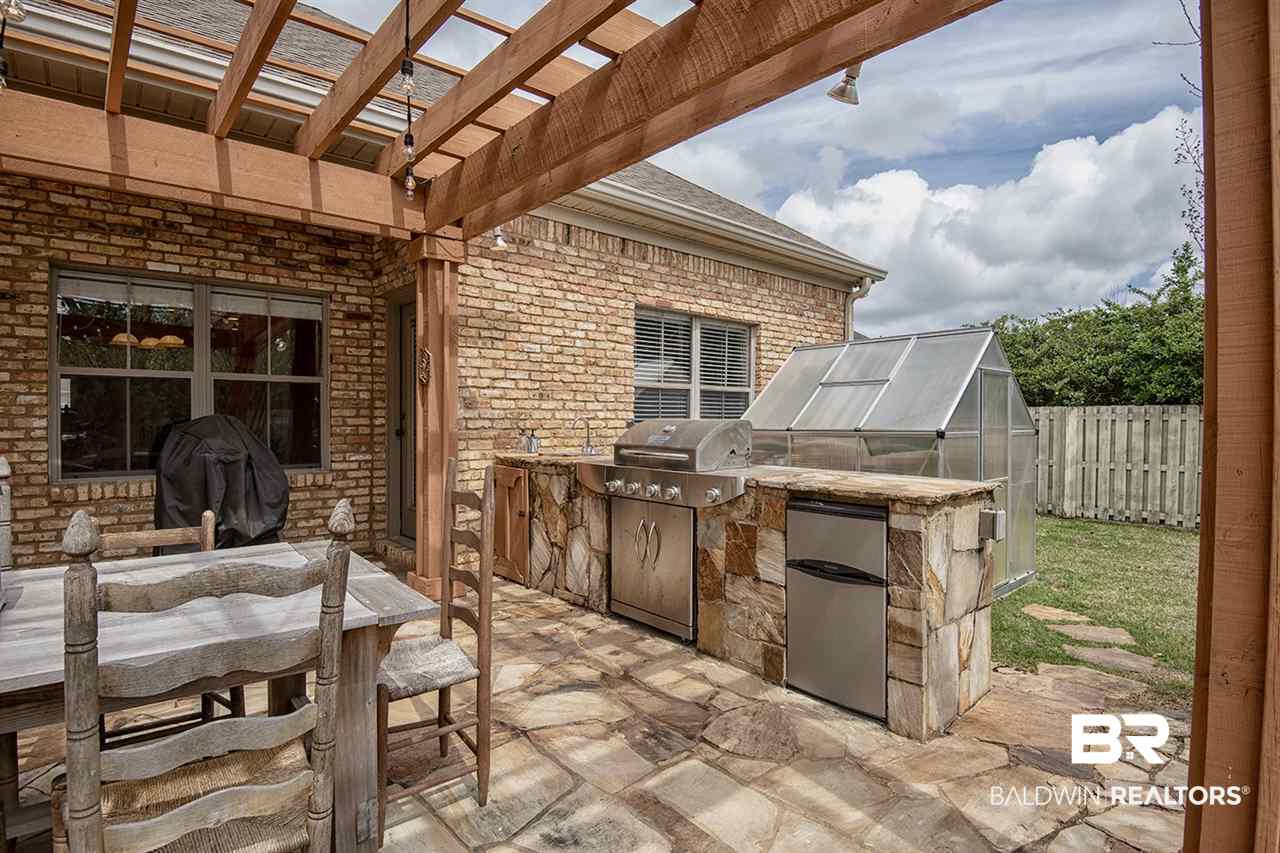 311 St Charles Court Fairhope, AL 36532 - Photo 8 of 49