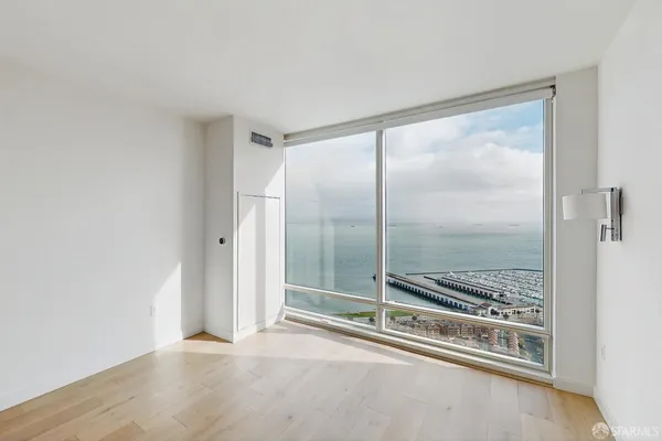 $8,190 | 425 1st Street, Unit 3903, San Francisco, CA 94105