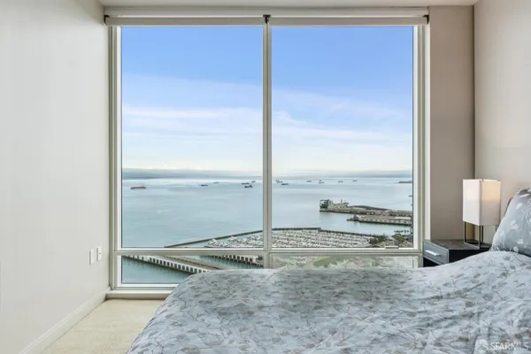 $8,190 | 425 1st Street, Unit 3903, San Francisco, CA 94105