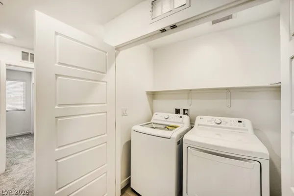 $1,800 | 775 Fallen Phoenix Street, Henderson, NV 89011