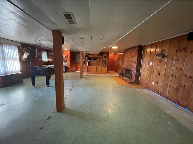 $287,000 | 6106 North Lenox Avenue, Kansas City, MO 64151