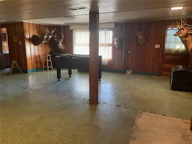 $287,000 | 6106 North Lenox Avenue, Kansas City, MO 64151