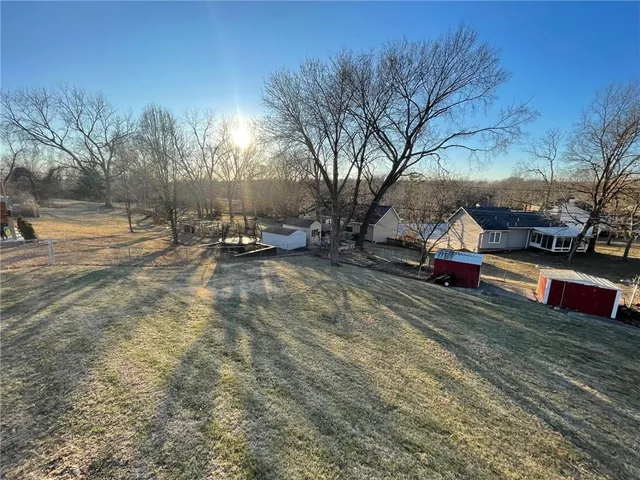 $287,000 | 6106 North Lenox Avenue, Kansas City, MO 64151