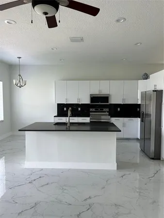 $4,000 | 4211 Northwest 44th Terrace, Coconut Creek, FL 33073