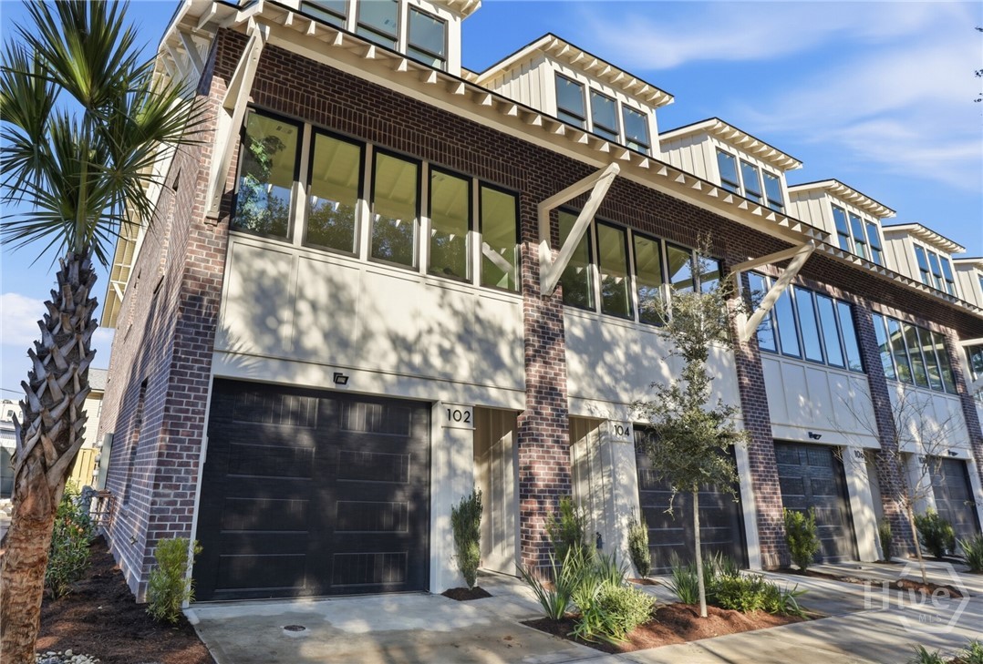 116 Pearl Street Savannah, GA 31405 - Photo 2 of 41