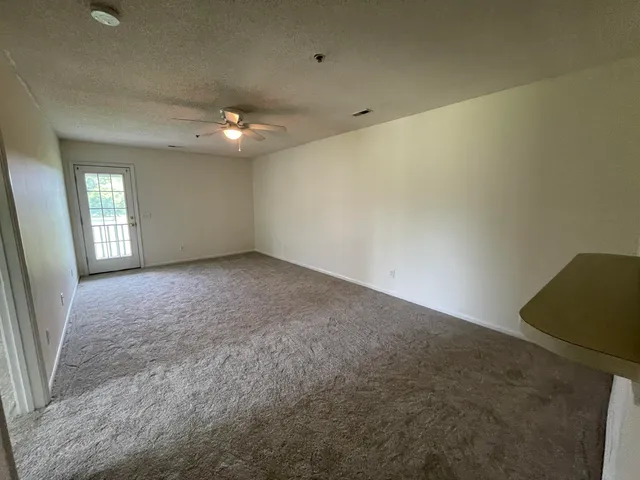 $1,450 | 2601 Riverridge Court, Unit E, Moncks Corner, SC 29461