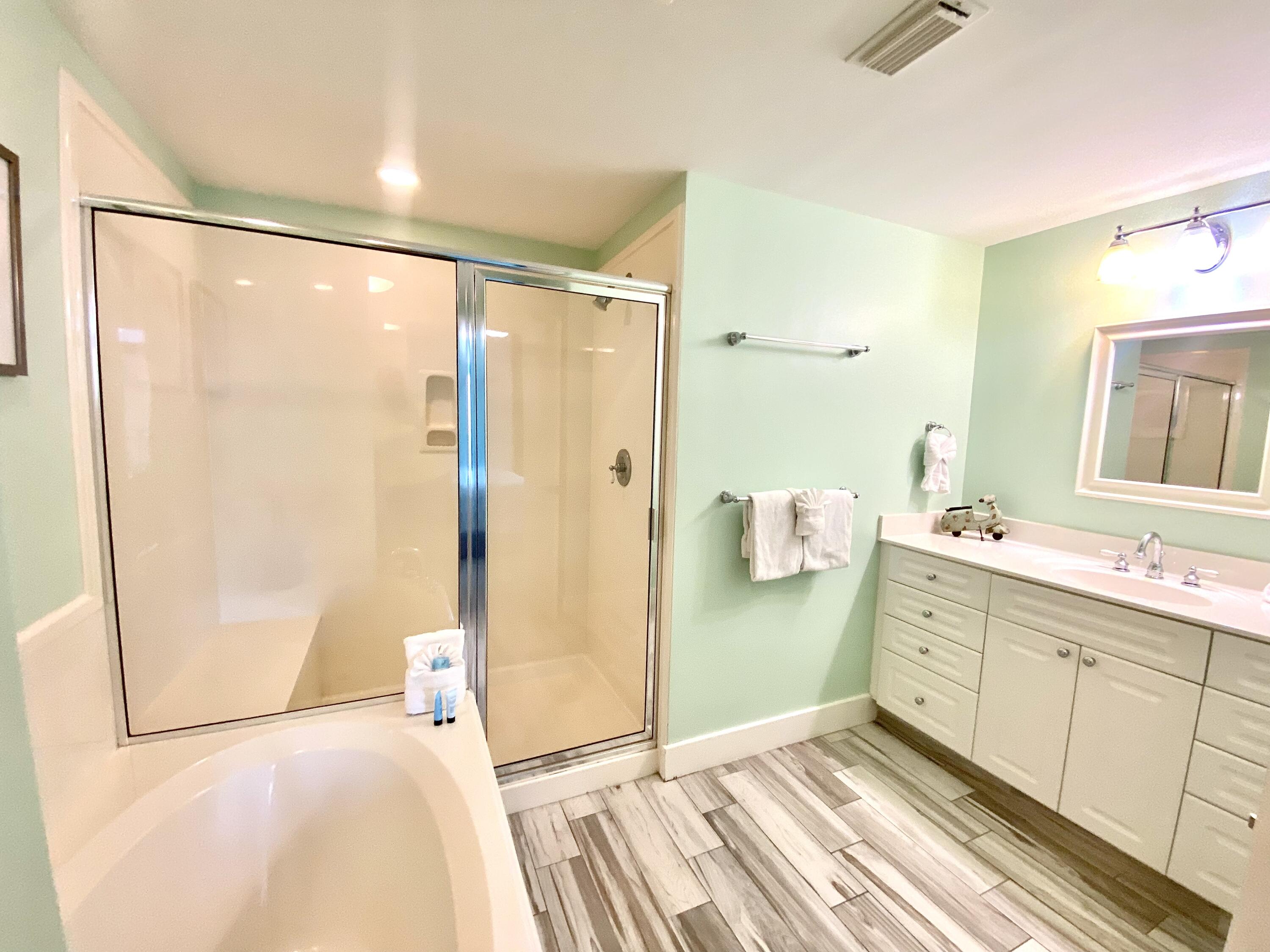 1110 Santa Rosa Boulevard, Unit A413 Fort Walton Beach, FL 32548 - Photo 32 of 90 GBath