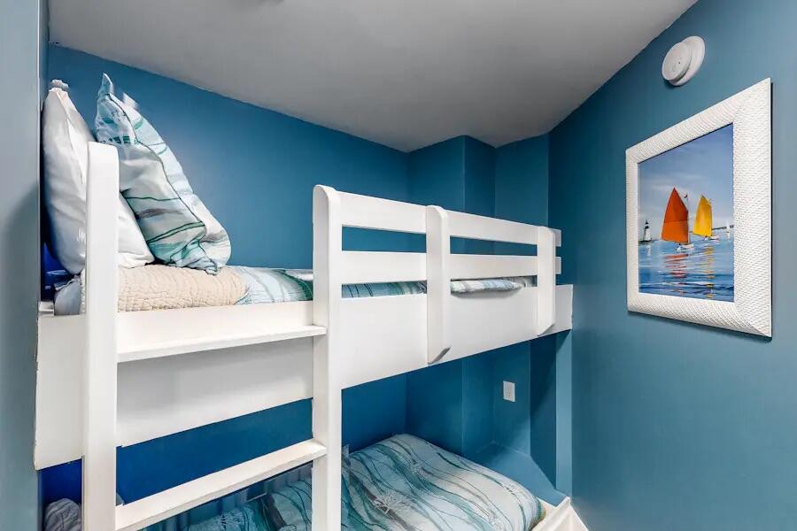 1110 Santa Rosa Boulevard, Unit A413 Fort Walton Beach, FL 32548 - Photo 8 of 90 A413 Bunks in hallway alcove