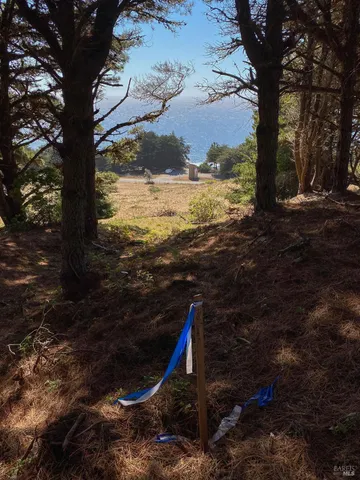 $575,000 | 105 Hares Tail Close, The Sea Ranch, CA 95497