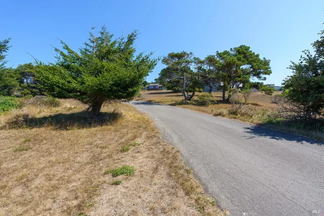 $575,000 | 105 Hares Tail Close, The Sea Ranch, CA 95497