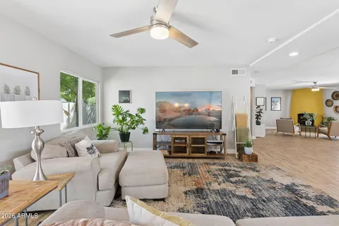 $835,000 | 124 West El Caminito Drive, Phoenix, AZ 85021