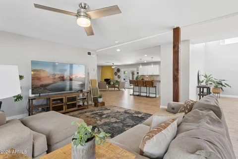 $835,000 | 124 West El Caminito Drive, Phoenix, AZ 85021