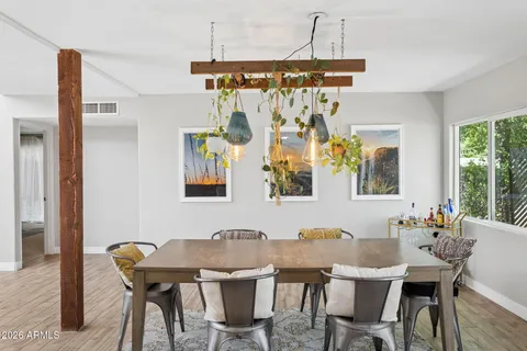 $835,000 | 124 West El Caminito Drive, Phoenix, AZ 85021