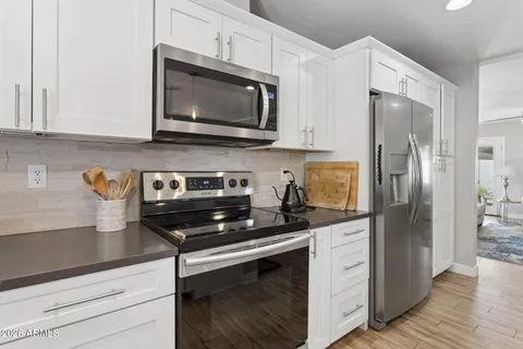 $835,000 | 124 West El Caminito Drive, Phoenix, AZ 85021
